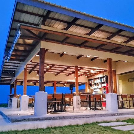 The Grey Inn Sarog Esterno foto